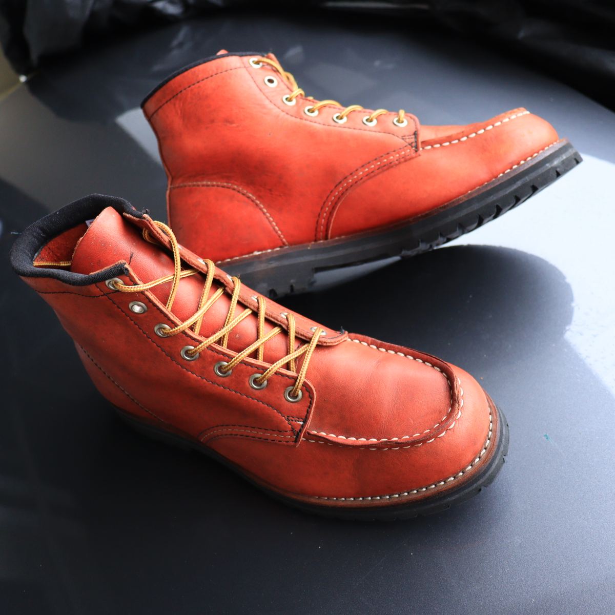 Red boots Moctoe รูปที่ 7